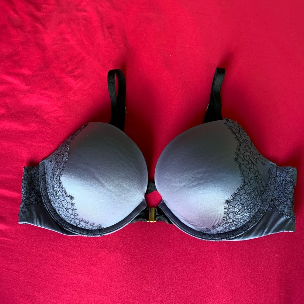 Front clasping bra